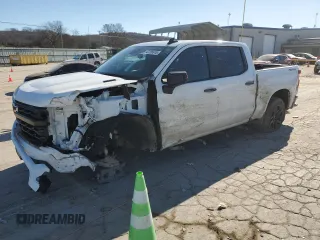 2023 Chevrolet Silverado 1500 RST with VIN 1GCUDEE84PZ133965, listed as a Copart auction lot 42206615 with 33,541 mi miles and Salvage Title. Bid and sale history available at DreamBid. Image 1.