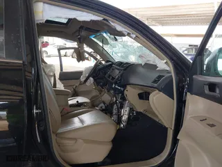2013 Toyota Highlander with VIN 5TDZK3EH5DS122406, listed as a IAAI auction lot 41712911 with 1 mi miles. Bid and sale history available at carsss.com. Image 5.