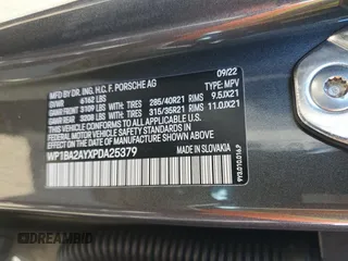 2023 Porsche Cayenne z VIN WP1BA2AYXPDA25379, wystawiony jako Copart lot #38891303 z przebiegiem Nie podano mil oraz . Historia ofert i sprzedaży dostępna na DreamBid. Obrazek 13.
