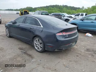 2014 Lincoln MKZ z VIN 3LN6L2GK1ER829764, wystawiony jako IAAI lot #42075349 z przebiegiem 229 251 mil mil oraz . Historia ofert i sprzedaży dostępna na DreamBid. Obrazek 3.
