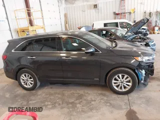 2019 Kia Sorento LX with VIN 5XYPGDA55KG556605, listed as a IAAI auction lot 42451151 with 83,171 mi miles and . Bid and sale history available at DreamBid. Image 13.