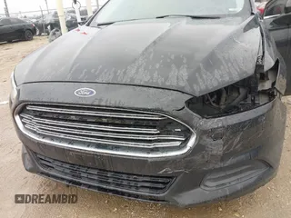 2015 Ford Fusion S with VIN 3FA6P0G70FR212341, listed as a IAAI auction lot 41831027 with 166,386 mi miles. Bid and sale history available at carsss.com. Image 13.