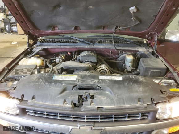 2000 Chevrolet Silverado 1500 LS with VIN 1GCEK19T8YE209097, listed as a Copart auction lot 43940845 with 103,571 mi miles and Clean Title. Bid and sale history available at carsss.com. Image 11.
