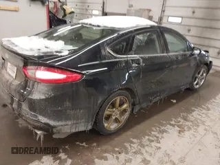 2014 Ford Fusion SE with VIN 3FA6P0H73ER371822, listed as a IAAI auction lot 41392186 with 92,824 mi miles. Bid and sale history available at carsss.com. Image 4.