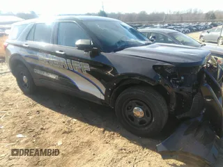 2023 Ford Police Interceptor Utility z VIN 1FM5K8AB6PGA32365, wystawiony jako IAAI lot #41657412 z przebiegiem 27 385 mil mil oraz . Historia ofert i sprzedaży dostępna na DreamBid. Obrazek 1.
