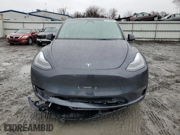 2024 Tesla Model Y Long Range with VIN 7SAYGDEE6RA278636, listed as a Copart auction lot 48718085 with 21,349 mi miles and Salvage Title. Bid and sale history available at DreamBid. Image 5.