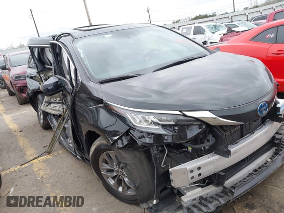 2023 Toyota Sienna XLE z VIN 5TDYSKFC8PS074090, wystawiony jako IAAI lot #41850368 z przebiegiem 44 057 mil mil oraz . Historia ofert i sprzedaży dostępna na DreamBid. Obrazek 1.