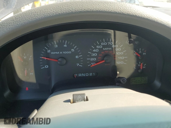 2006 Ford F-150 STX с VIN 1FTRX12W06NA46790, выставлен на аукционе Copart как лот 56589565 с пробегом 246 021 миль миль и Списание • Salvage title. История ставок и продаж доступна на DreamBid. Изображение 9.