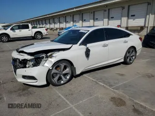 2019 Honda Accord Touring with VIN 1HGCV2F91KA022989, listed as a Copart auction lot 61579705 with 74,604 mi miles and Salvage title. Bid and sale history available at DreamBid. Image 1.
