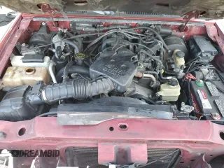 2003 Ford Explorer Sport Trac XLS z VIN 1FMZU67EX3UC07584, wystawiony jako Copart lot #60420185 z przebiegiem 114 575 mil mil oraz Szkoda całkowita • Salvage title. Historia ofert i sprzedaży dostępna na DreamBid. Obrazek 11.