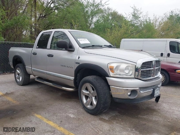 2007 Dodge Ram 1500 SLT with VIN 1D7HU18257S248025, listed as a IAAI auction lot 42076731 with 134,958 mi miles. Bid and sale history available at carsss.com. Image 1.
