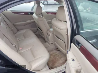 2002 Lexus ES 300 with VIN JTHBF30G820073933, listed as a IAAI auction lot 41794019 with 216,028 mi miles and . Bid and sale history available at DreamBid. Image 8.