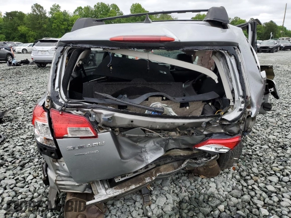 2011 Subaru Outback Limited Power Moon with VIN 4S4BRDKC1B2326972, listed as a Copart auction lot 57434815 with 319,686 mi miles and Salvage title. Bid and sale history available at DreamBid. Image 6.