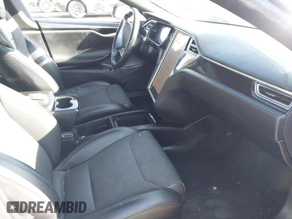 2017 Tesla Model S 60 with VIN 5YJSA1E12HF195741, listed as a IAAI auction lot 41861327 with 172,011 mi miles and . Bid and sale history available at DreamBid. Image 5.