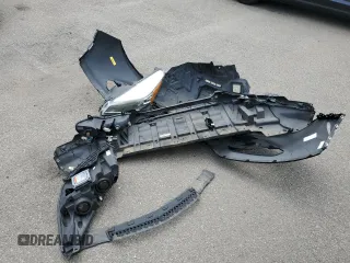 2016 Ford Escape Titanium с VIN 1FMCU9J93GUB78356, выставлен на аукционе Copart как лот 64264715 с пробегом 95 775 миль миль и Списание • Salvage title. История ставок и продаж доступна на DreamBid. Изображение 13.