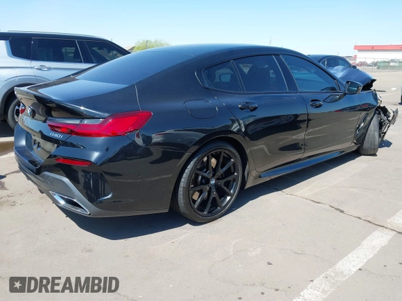 2022 BMW 8 Series 840i with VIN WBAGV2C06NCH71589, listed as a IAAI auction lot 41852263 with Not Provided miles and . Bid and sale history available at carsss.com. Image 4.