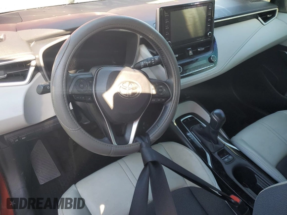 2020 Toyota Corolla Hatchback XSE with VIN JTNC4RBE6L3102514, listed as a Copart auction lot 74237394 with 0 mi miles and Non Repairable. Bid and sale history available at carsss.com. Image 8.