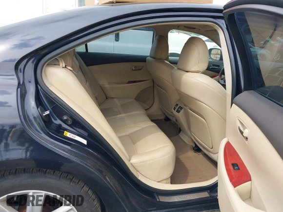2008 Lexus ES 330 z VIN JTHBJ46G882249940, wystawiony jako IAAI lot #42368519 z przebiegiem 145 639 mil mil oraz . Historia ofert i sprzedaży dostępna na DreamBid. Obrazek 8.