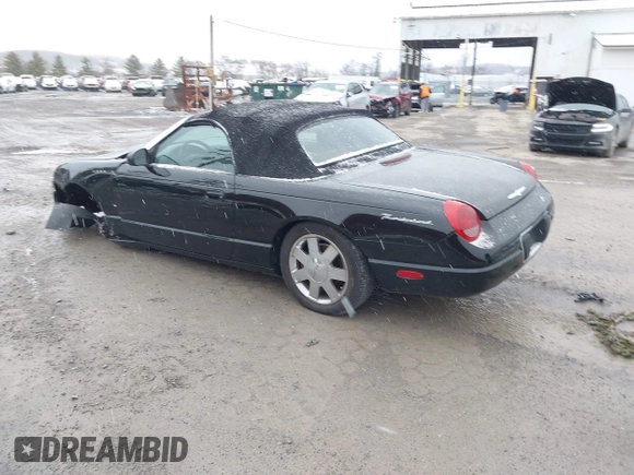 2003 Ford Thunderbird Deluxe z VIN 1FAHP60A53Y102920, wystawiony jako IAAI lot #41228106 z przebiegiem 90 854 mil mil oraz . Historia ofert i sprzedaży dostępna na DreamBid. Obrazek 3.