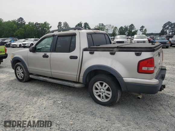 2007 Ford Explorer Sport Trac XLT z VIN 1FMEU31K37UA43225, wystawiony jako Copart lot #57341615 z przebiegiem 221 772 mil mil oraz Czysty tytuł • Clean title. Historia ofert i sprzedaży dostępna na DreamBid. Obrazek 2.