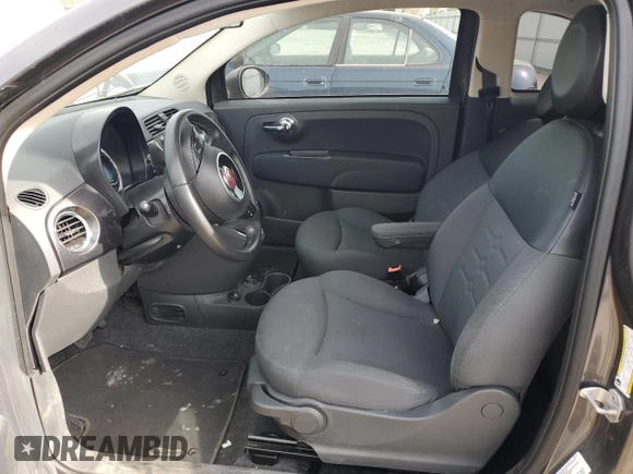 2015 FIAT 500 Pop с VIN 3C3CFFAR4FT501789, выставлен на аукционе Copart как лот 56663655 с пробегом 64 574 миль миль и Списание • Salvage title. История ставок и продаж доступна на DreamBid. Изображение 7.