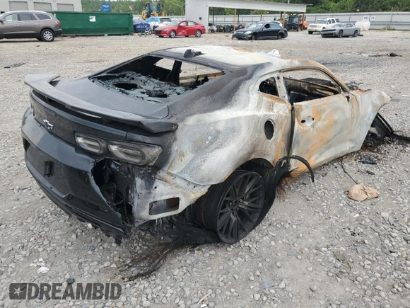 2021 Chevrolet Camaro ZL1 with VIN 1G1FJ1R60M0139418, listed as a Copart auction lot 70282004 with 0 mi miles and Salvage Title. Bid and sale history available at carsss.com. Image 3.