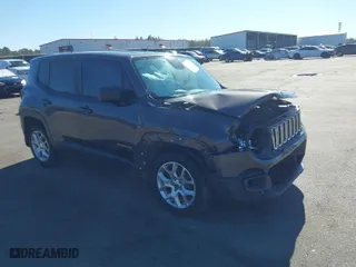 2018 Jeep Renegade Latitude with VIN ZACCJABB5JPH34434, listed as a IAAI auction lot 41827209 with 85,761 mi miles. Bid and sale history available at carsss.com. Image 1.