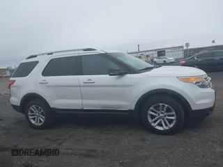 2013 Ford Explorer XLT with VIN 1FM5K8D87DGB07831, listed as a IAAI auction lot 42010689 with 202,306 mi miles and . Bid and sale history available at carsss.com. Image 13.
