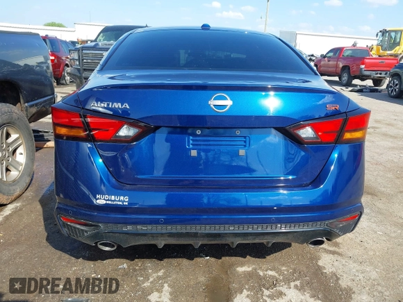2023 Nissan Altima SR z VIN 1N4BL4CV0PN345188, wystawiony jako IAAI lot #42034378 z przebiegiem 65 305 mil mil oraz . Historia ofert i sprzedaży dostępna na DreamBid. Obrazek 16.