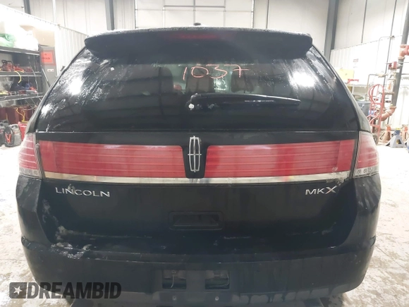 2008 Lincoln MKX with VIN 2LMDU68CX8BJ32572, listed as a IAAI auction lot 41271037 with 1 mi miles. Bid and sale history available at carsss.com. Image 16.