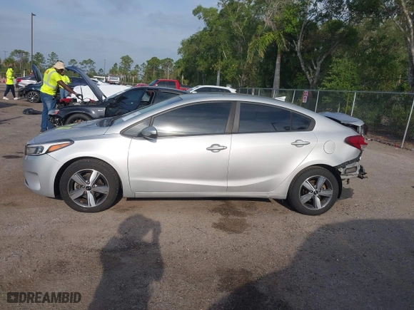 2018 Kia Forte LX with VIN 3KPFL4A78JE212500, listed as a IAAI auction lot 41985165 with 94,462 mi miles. Bid and sale history available at carsss.com. Image 14.