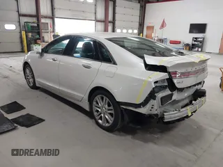 2016 Lincoln MKZ with VIN 3LN6L2G9XGR600497, listed as a IAAI auction lot 41996468 with 201,148 mi miles. Bid and sale history available at carsss.com. Image 3.