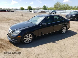 2013 Mercedes-Benz C 300 Sport с VIN WDDGF8AB1DA846610, выставлен на аукционе Copart как лот 55437495 с пробегом 230 317 миль миль и Чистый • Clean title. История ставок и продаж доступна на DreamBid. Изображение 1.