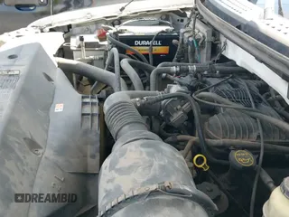 2006 Ford F-150 XL z VIN 1FTRF12246NB62543, wystawiony jako IAAI lot #43484017 z przebiegiem 191 298 mil mil oraz . Historia ofert i sprzedaży dostępna na DreamBid. Obrazek 12.