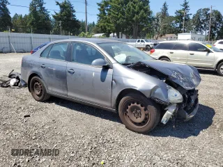 2010 Volkswagen Jetta S с VIN 3VWJZ7AJ6AM061097, выставлен на аукционе Copart как лот 65227825 с пробегом Не указан миль и Списание • Salvage title. История ставок и продаж доступна на DreamBid. Изображение 4.