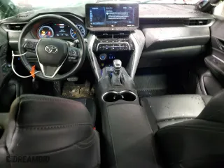 2022 Toyota Venza LE with VIN JTEAAAAH0NJ102388, listed as a Copart auction lot 48020945 with 36,850 mi miles and Salvage Title. Bid and sale history available at carsss.com. Image 8.