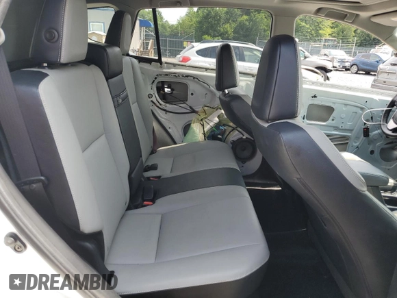 2016 Toyota RAV4 Limited with VIN JTMDJREV4GD026028, listed as a Copart auction lot 63848635 with 90,104 mi miles and Salvage title. Bid and sale history available at DreamBid. Image 11.