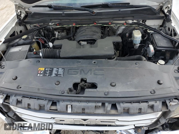 2014 GMC Sierra 1500 SLT with VIN 3GTU2VEC7EG246493, listed as a Copart auction lot 44430595 with 320,490 mi miles and Clean Title. Bid and sale history available at DreamBid. Image 13.