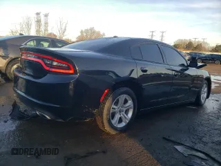 2019 Dodge Charger SXT with VIN 2C3CDXBGXKH725547, listed as a Copart auction lot 42208915 with 93,723 mi miles and Salvage title. Bid and sale history available at DreamBid. Image 3.