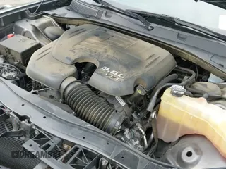 2019 Dodge Charger SXT z VIN 2C3CDXBG2KH680703, wystawiony jako IAAI lot #43356501 z przebiegiem 95 830 mil mil oraz . Historia ofert i sprzedaży dostępna na DreamBid. Obrazek 21.