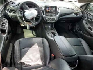 2017 Chevrolet Malibu LT with VIN 1G1ZE5ST2HF268496, listed as a Copart auction lot 52694745 with 127,917 mi miles and Salvage Title. Bid and sale history available at DreamBid. Image 8.