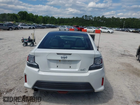2015 Scion tC z VIN JTKJF5C79F3093318, wystawiony jako IAAI lot #42186403 z przebiegiem 178 922 mil mil oraz . Historia ofert i sprzedaży dostępna na DreamBid. Obrazek 16.