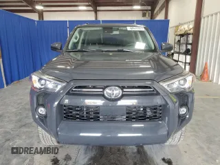 2024 Toyota 4Runner SR5 with VIN JTEMU5JR3R6239600, listed as a Copart auction lot 61255535 with 23,888 mi miles and Clean title. Bid and sale history available at DreamBid. Image 5.