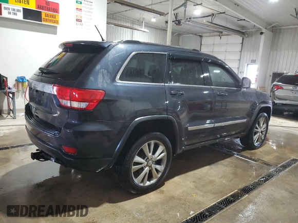 2013 Jeep Grand Cherokee Laredo with VIN 1C4RJFAG4DC587245, listed as a Copart auction lot 44062795 with 175,690 mi miles and Clean Title. Bid and sale history available at carsss.com. Image 3.