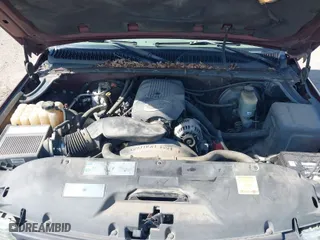 2002 Chevrolet Silverado 1500 LT with VIN 2GCEC19TX21147739, listed as a IAAI auction lot 41777248 with 203,440 mi miles. Bid and sale history available at carsss.com. Image 10.