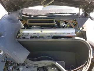 2021 Tesla Model S Plaid z VIN 5YJSA1E6XMF429436, wystawiony jako IAAI lot #41826114 z przebiegiem Nie podano mil oraz . Historia ofert i sprzedaży dostępna na DreamBid. Obrazek 10.