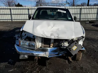 2006 GMC Canyon Work Truck with VIN 1GTCS148368167248, listed as a Copart auction lot 86637634 with 84,023 mi miles and Salvage Title. Bid and sale history available at carsss.com. Image 5.