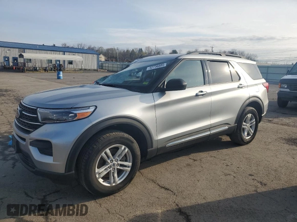 2023 Ford Explorer XLT with VIN 1FMSK8DH0PGB85195, listed as a Copart auction lot 52736605 with 21,867 mi miles and Salvage Title. Bid and sale history available at carsss.com. Image 1.