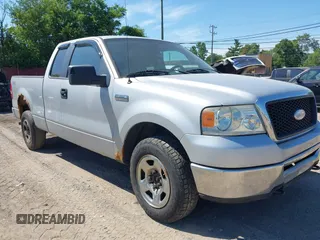 2007 Ford F-150 XLT с VIN 1FTPX14V97FB81886, выставлен на аукционе IAAI как лот 42815234 с пробегом 143 784 миль миль и . История ставок и продаж доступна на DreamBid. Изображение 1.