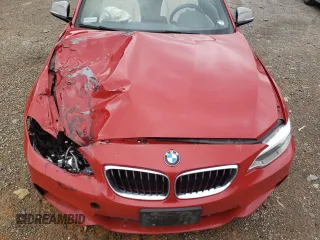 2017 BMW M2 z VIN WBA2L1C38HV668670, wystawiony jako Copart lot #72202604 z przebiegiem 59 731 mil mil oraz Szkoda całkowita • Salvage title. Historia ofert i sprzedaży dostępna na DreamBid. Obrazek 11.